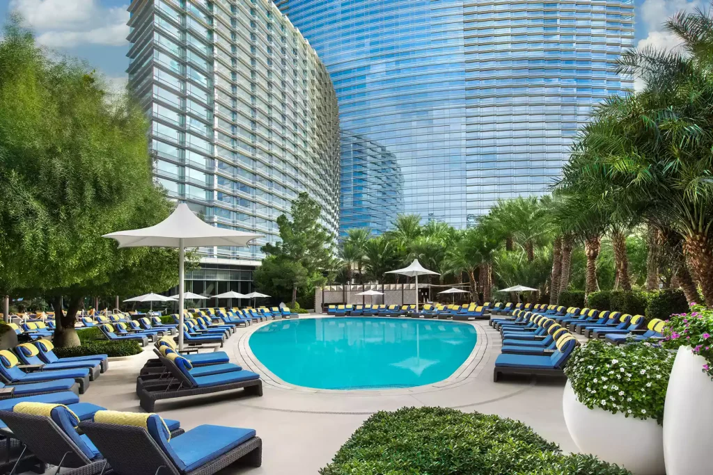 Liquid Pool Lounge, Aria Resort & Casino