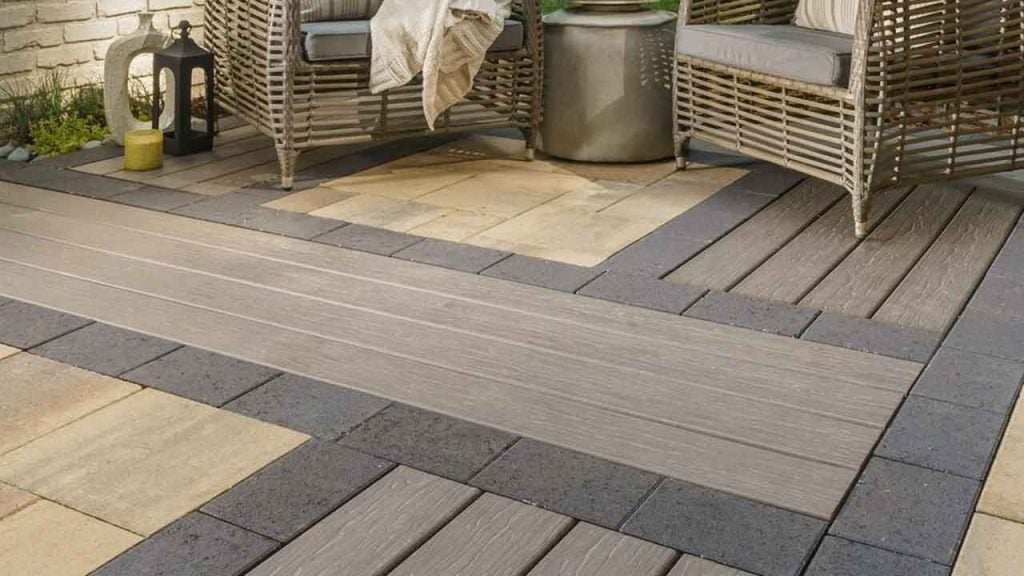 2025 Outdoor Living Trends - Mixing Materials