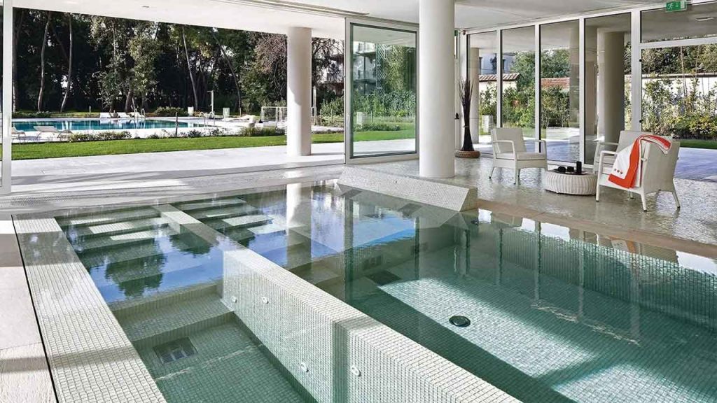 Pool Tile Trends: Flax Cubes Glass Tile