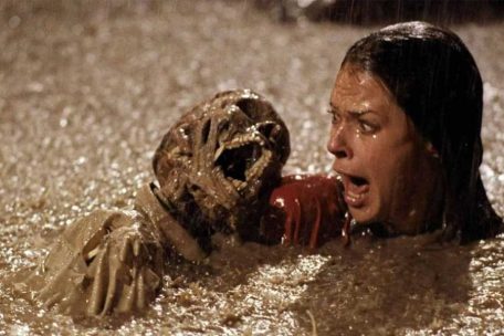 scary-pool-scenes-in-the-movies-1000x600.jpg